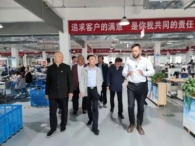 济南市人力资源和社会保障局 行业资讯 东西部协作有了“新朋友” 精准帮扶迈出“新步伐”--槐荫区人社局赴和政县开展劳务协作工作对接